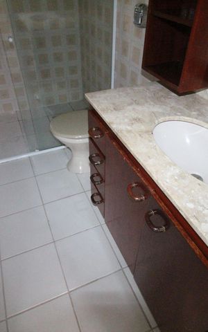 Apartamento para alugar com 69m², 2 quartos e 1 vagaBanheiro
