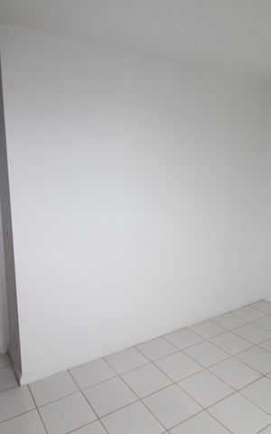 Apartamento para alugar com 69m², 2 quartos e 1 vagaQuarto 1