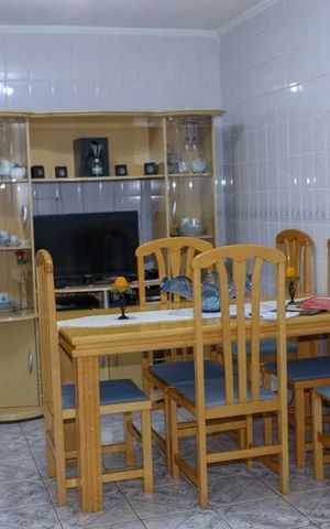 Casa à venda com 209m², 3 quartos e 5 vagas