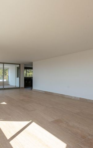 Apartamento à venda com 323m², 4 quartos e 4 vagas Apartamento à venda com 323m², 4 quartos e 4 vagasSala