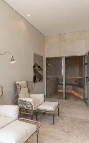 Apartamento à venda com 323m², 4 quartos e 4 vagas Apartamento à venda com 323m², 4 quartos e 4 vagasSauna