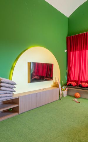 Apartamento à venda com 224m², 4 quartos e 4 vagas Apartamento à venda com 224m², 4 quartos e 4 vagasBrinquedoteca