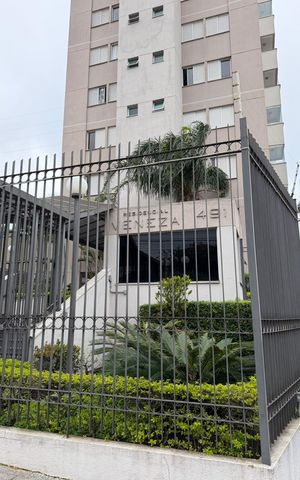 Apartamento à venda com 62m², 2 quartos e 1 vaga Apartamento à venda com 62m², 2 quartos e 1 vagaFachada