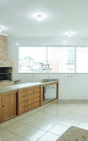 Casa para alugar com 200m², 3 quartos e sem vagaCozinha