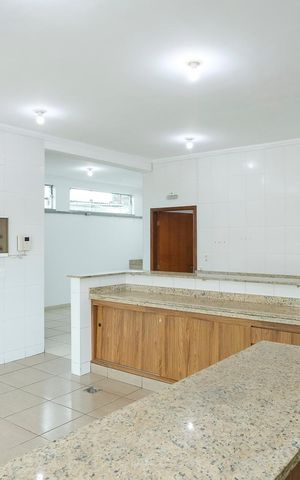 Casa para alugar com 200m², 3 quartos e sem vagaCozinha