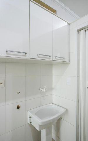Casa para alugar com 200m², 3 quartos e sem vagaÁrea de serviço