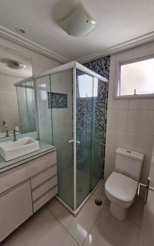 Apartamento à venda com 63m², 3 quartos e 2 vagas Apartamento à venda com 63m², 3 quartos e 2 vagasBanheiro da suíte