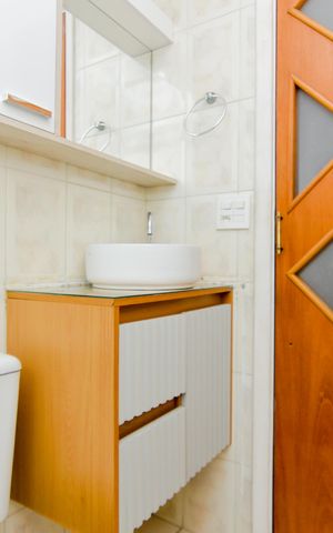 Apartamento para alugar com 51m², 2 quartos e 2 vagasBanheiro do Quarto 2 