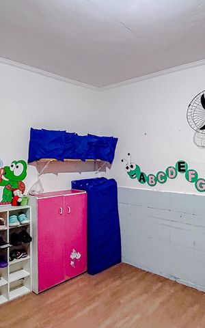 Casa à venda com 350m², 5 quartos e 4 vagasQuarto 4