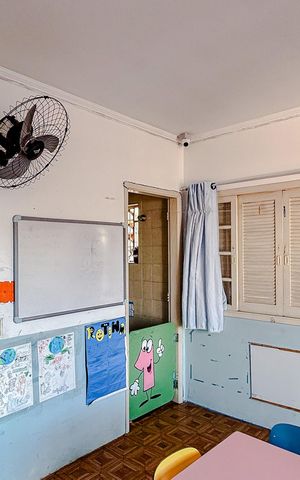 Casa à venda com 350m², 5 quartos e 4 vagasQuarto 1 - Suíte