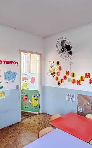 Casa à venda com 350m², 5 quartos e 4 vagasQuarto 3