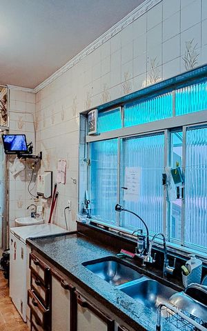 Casa à venda com 350m², 5 quartos e 4 vagasCozinha