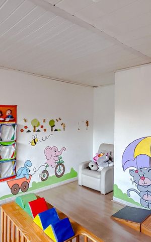 Casa à venda com 350m², 5 quartos e 4 vagasCasa 2