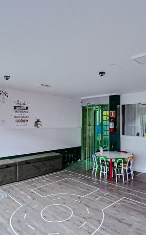 Casa à venda com 350m², 5 quartos e 4 vagasEntrada