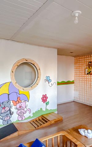 Casa à venda com 350m², 5 quartos e 4 vagasCasa 2
