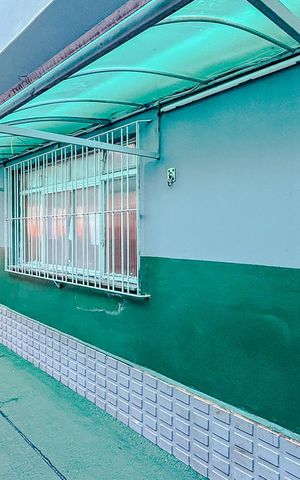 Casa à venda com 350m², 5 quartos e 4 vagasÁrea externa