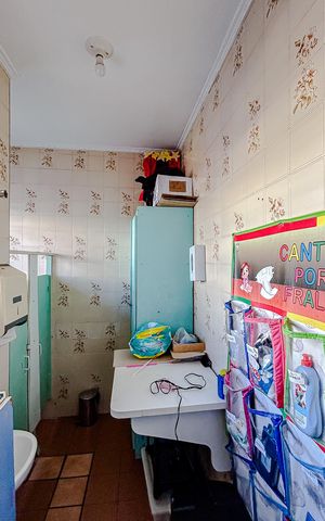 Casa à venda com 350m², 5 quartos e 4 vagasBanheiro