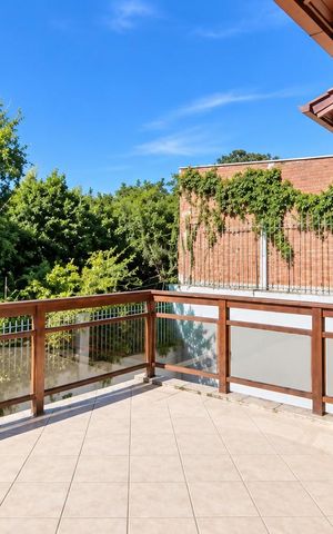 Casa para alugar com 371m², 4 quartos e 3 vagasVaranda da sala