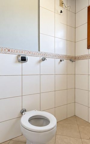 Casa para alugar com 371m², 4 quartos e 3 vagasBanheiro social 2