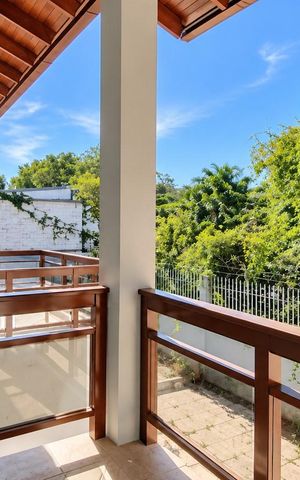Casa para alugar com 371m², 4 quartos e 3 vagasVaranda da sala