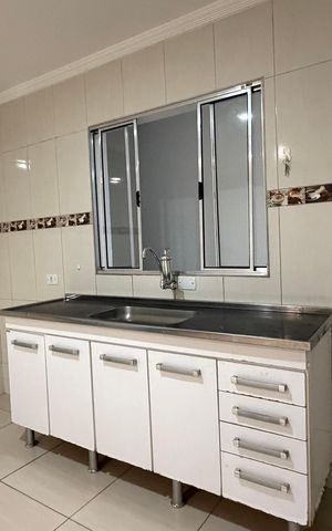 Casa para alugar com 74m², 2 quartos e 1 vaga