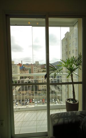Apartamento para alugar com 68m², 2 quartos e 1 vagaSala- Varanda 