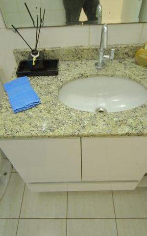 Apartamento para alugar com 68m², 2 quartos e 1 vagaBanheiro 