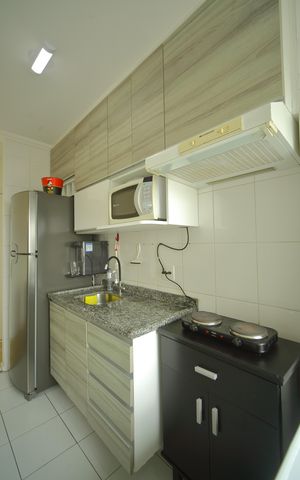Apartamento para alugar com 68m², 2 quartos e 1 vagaCozinha 