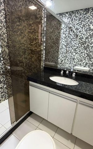 Apartamento para alugar com 166m², 4 quartos e 3 vagasBanheiro da suíte 4