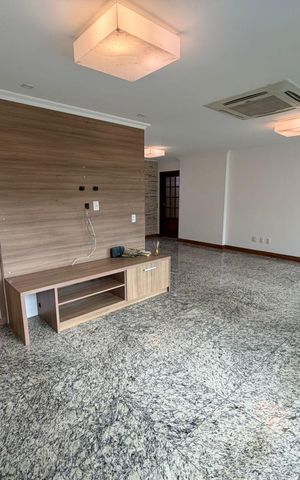 Apartamento para alugar com 166m², 4 quartos e 3 vagasSala