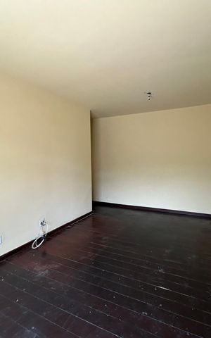 Apartamento para alugar com 80m², 2 quartos e 1 vagaSala