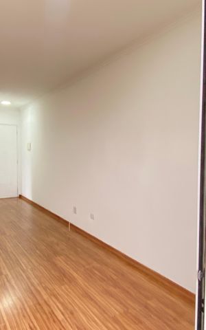 Apartamento à venda com 64m², 3 quartos e 1 vaga Apartamento à venda com 64m², 3 quartos e 1 vagaSala