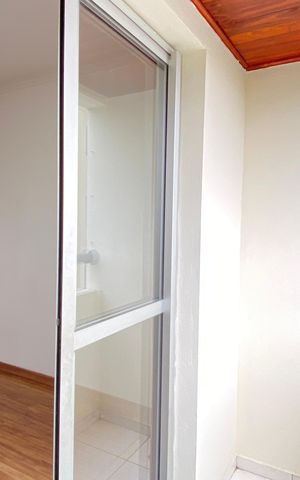 Apartamento à venda com 64m², 3 quartos e 1 vaga Apartamento à venda com 64m², 3 quartos e 1 vaga Varanda