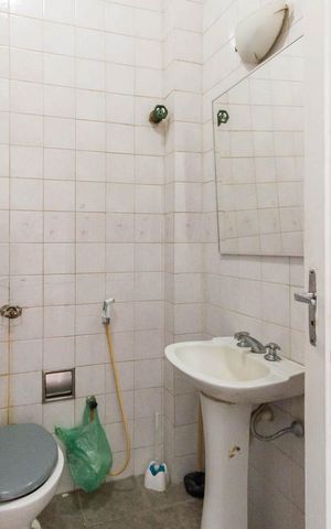 Apartamento à venda com 75m², 2 quartos e sem vagaBanheiro