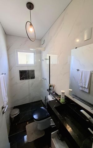 Casa de condomínio à venda com 130m², 3 quartos e 2 vagas Casa de condomínio à venda com 130m², 3 quartos e 2 vagasBanheiro Social