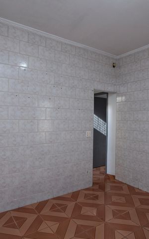 Casa à venda com 100m², 2 quartos e 1 vaga Casa à venda com 100m², 2 quartos e 1 vagaCozinha