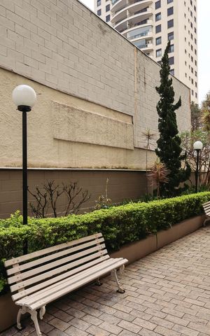 Apartamento à venda com 83m², 2 quartos e 1 vagaÁrea verde