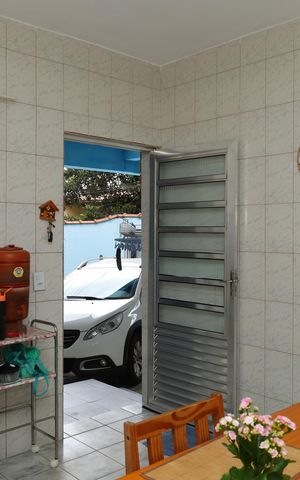 Casa para alugar com 156m², 3 quartos e 2 vagasCozinha