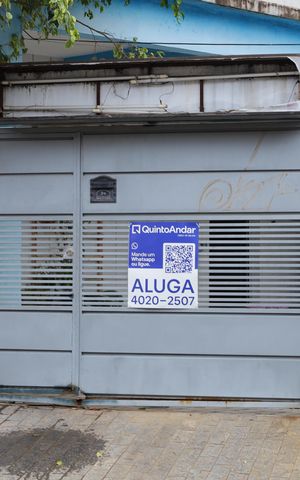 Casa para alugar com 156m², 3 quartos e 2 vagasPlaca GRANDE instalada no portão do imóvel, dia 23.09.26 - Código da placa: HVTG-215
