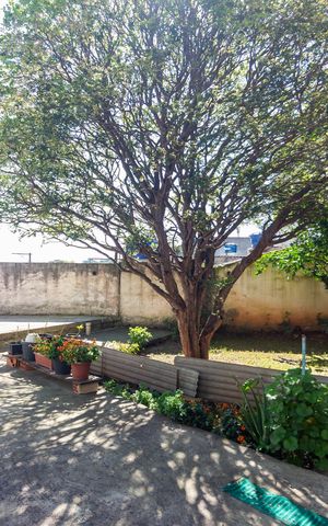 Casa à venda com 223m², 3 quartos e 3 vagas Casa à venda com 223m², 3 quartos e 3 vagasQuintal