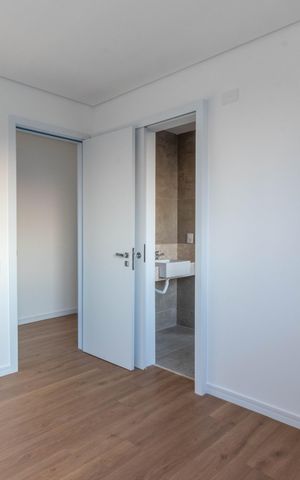 Apartamento à venda com 150m², 4 quartos e 3 vagas Apartamento à venda com 150m², 4 quartos e 3 vagasQuarto 3