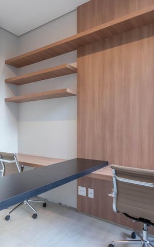 Apartamento à venda com 150m², 4 quartos e 3 vagas Apartamento à venda com 150m², 4 quartos e 3 vagasCoworking