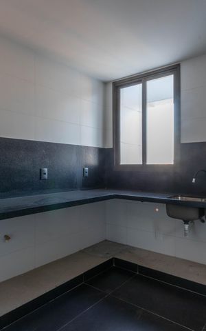 Apartamento à venda com 150m², 4 quartos e 3 vagas Apartamento à venda com 150m², 4 quartos e 3 vagasCozinha
