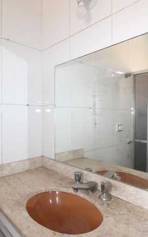 Casa para alugar com 60m², 1 quarto e sem vagaBanheiro