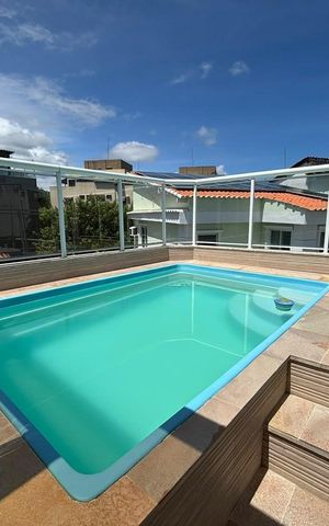 Casa de condomínio à venda com 230m², 5 quartos e 2 vagas Casa de condomínio à venda com 230m², 5 quartos e 2 vagasPiscina