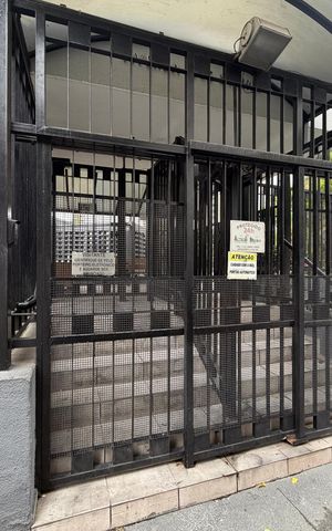Apartamento para alugar com 50m², 2 quartos e 1 vaga Apartamento para alugar com 50m², 2 quartos e 1 vagaFachada