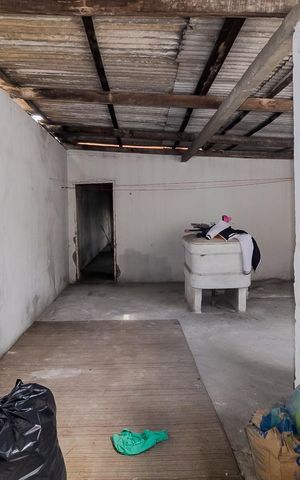 Casa à venda com 250m², 3 quartos e 1 vaga Casa à venda com 250m², 3 quartos e 1 vagaTerraço