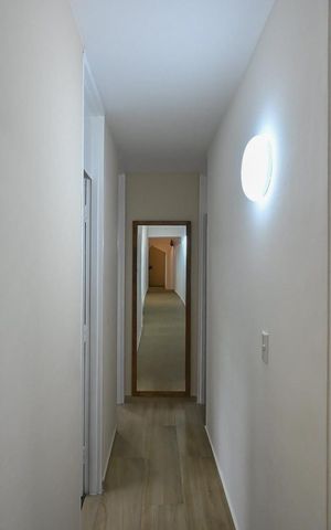 Apartamento à venda com 68m², 3 quartos e 1 vaga Apartamento à venda com 68m², 3 quartos e 1 vagaCorredor