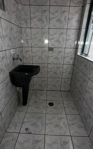 Casa para alugar com 70m², 2 quartos e sem vaga Casa para alugar com 70m², 2 quartos e sem vagaÁrea de Serviço