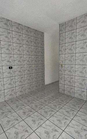 Casa para alugar com 70m², 2 quartos e sem vaga Casa para alugar com 70m², 2 quartos e sem vagaCozinha